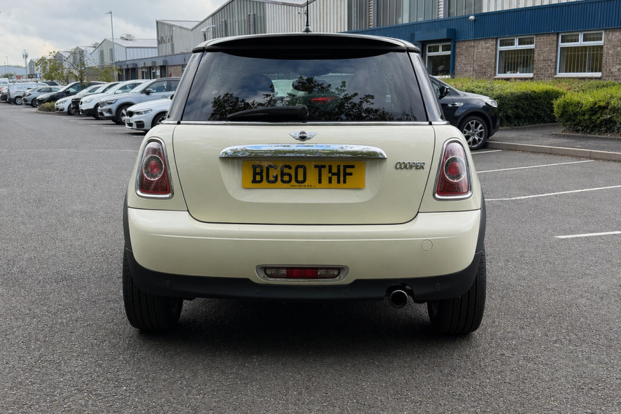 MINI Hatch 