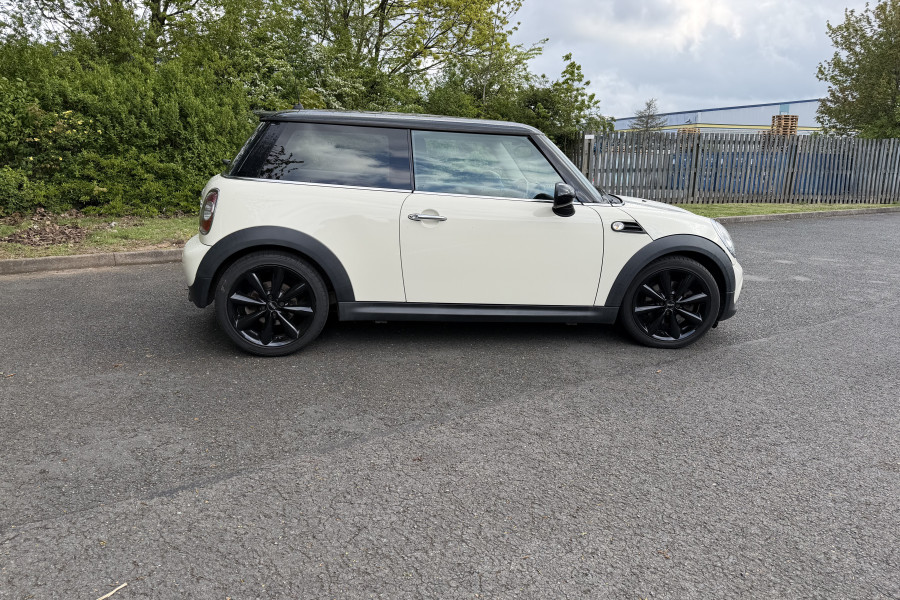 MINI Hatch 